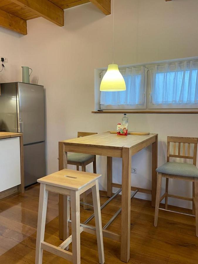 Ferienwohnung Im Stadtzentrum Von Bernau - Komfortable Wohnung Mit 2 Zimmern, Bad, Spuelmaschine, Waschmaschine, Komplette Kueche, Wlan, Terrasse, Ruhige Lage Бернау Экстерьер фото